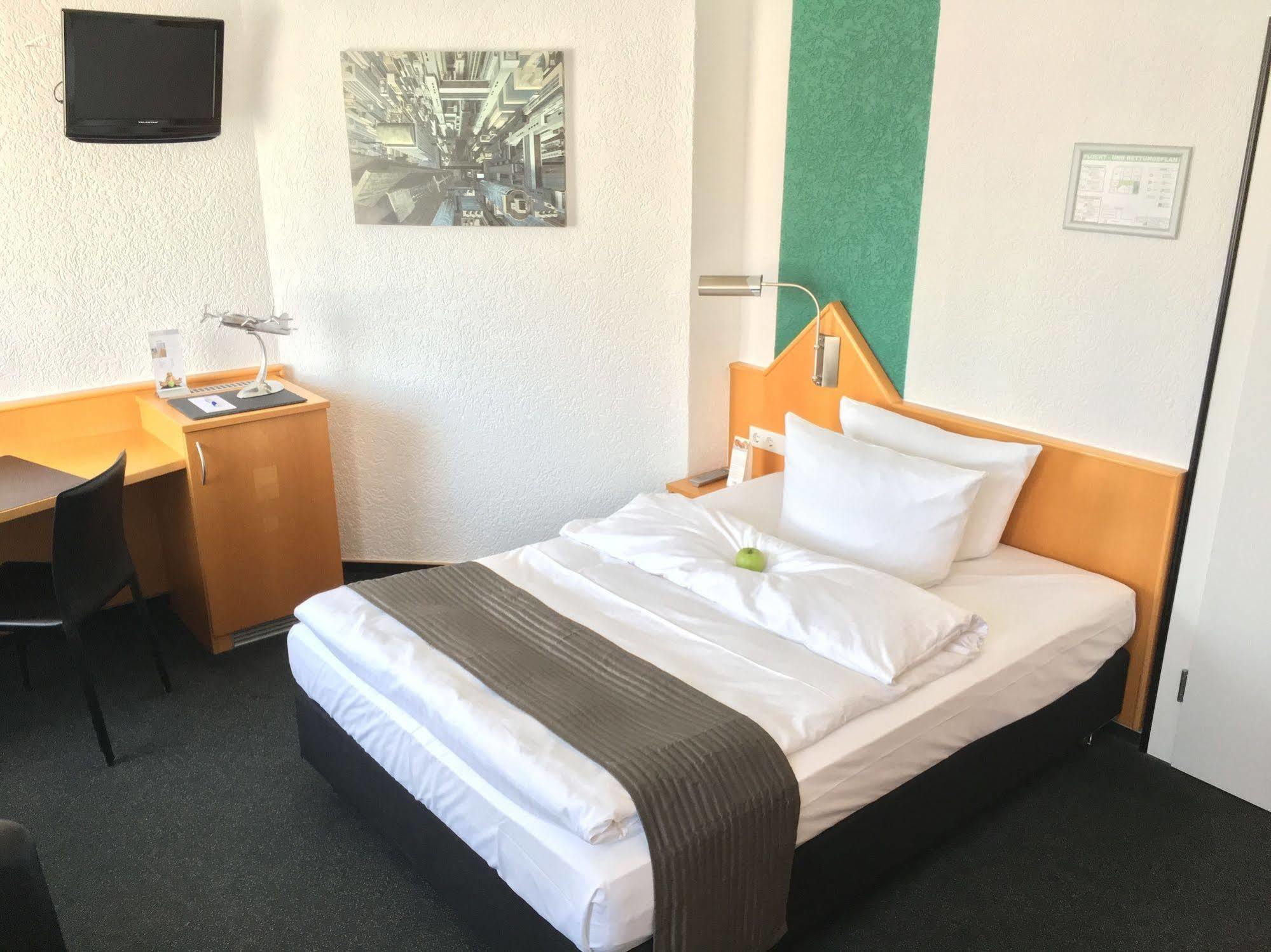 Hotel Heymann Кайзерслаутерн Экстерьер фото